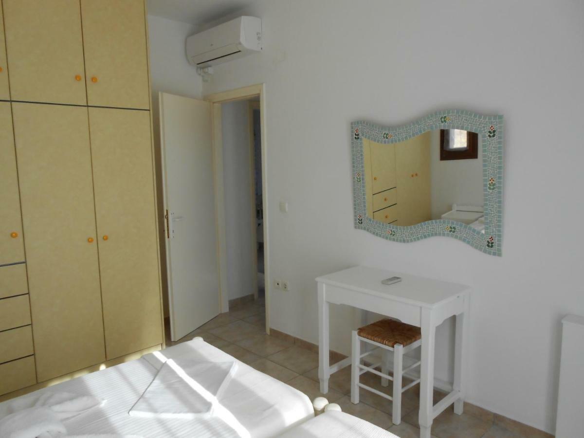 Apartments Márpissa Esterno foto